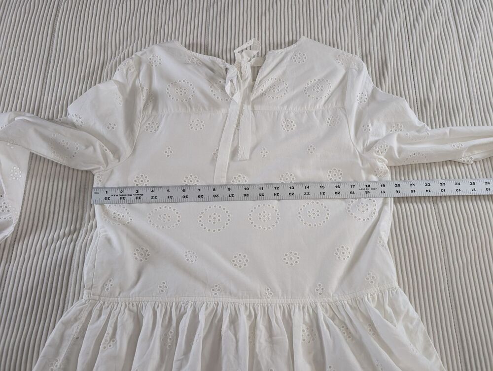 Crown & Ivy Blouse Women's PL White Eyelet Ruffle Long Sleeve Pull On Top - Picture 8 of 9